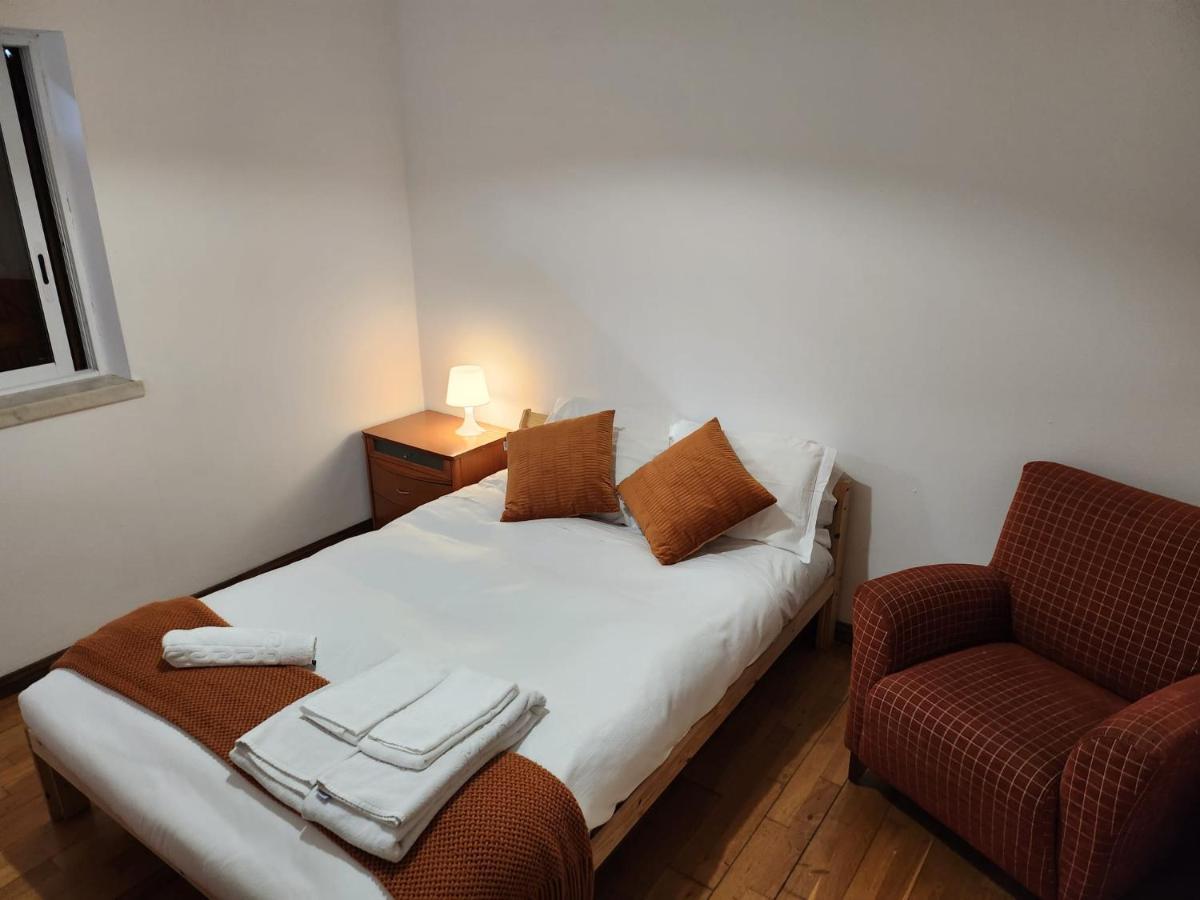 A Casa De Pedra Hotel Амора Екстериор снимка